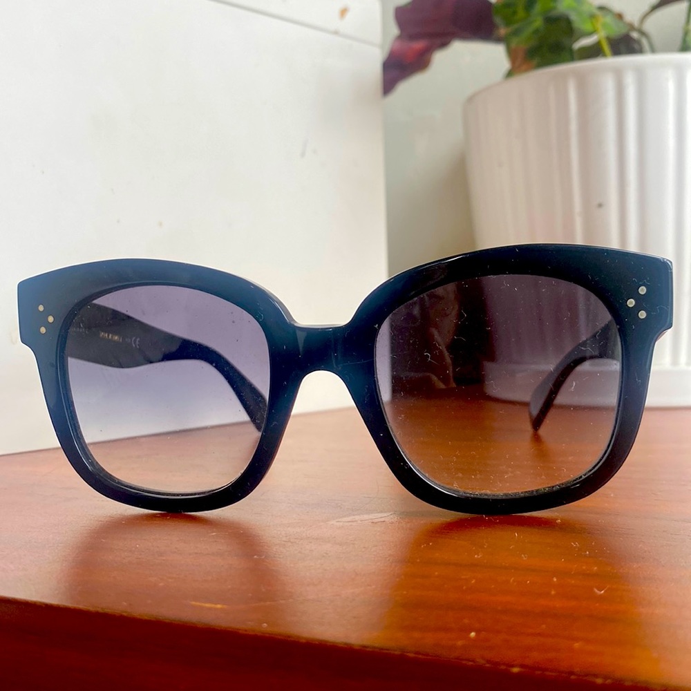 CAT EYE S004 SUNGLASSES IN ACETATE WITH POLARIZED LENSES
BLACK